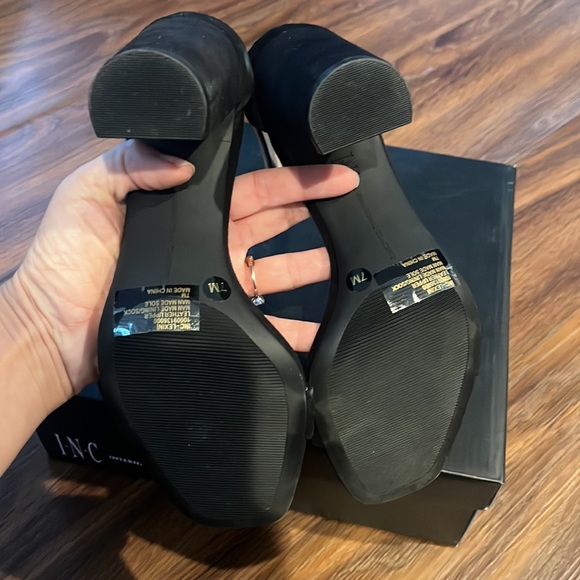 Black Sandals - Picture 5 of 5
